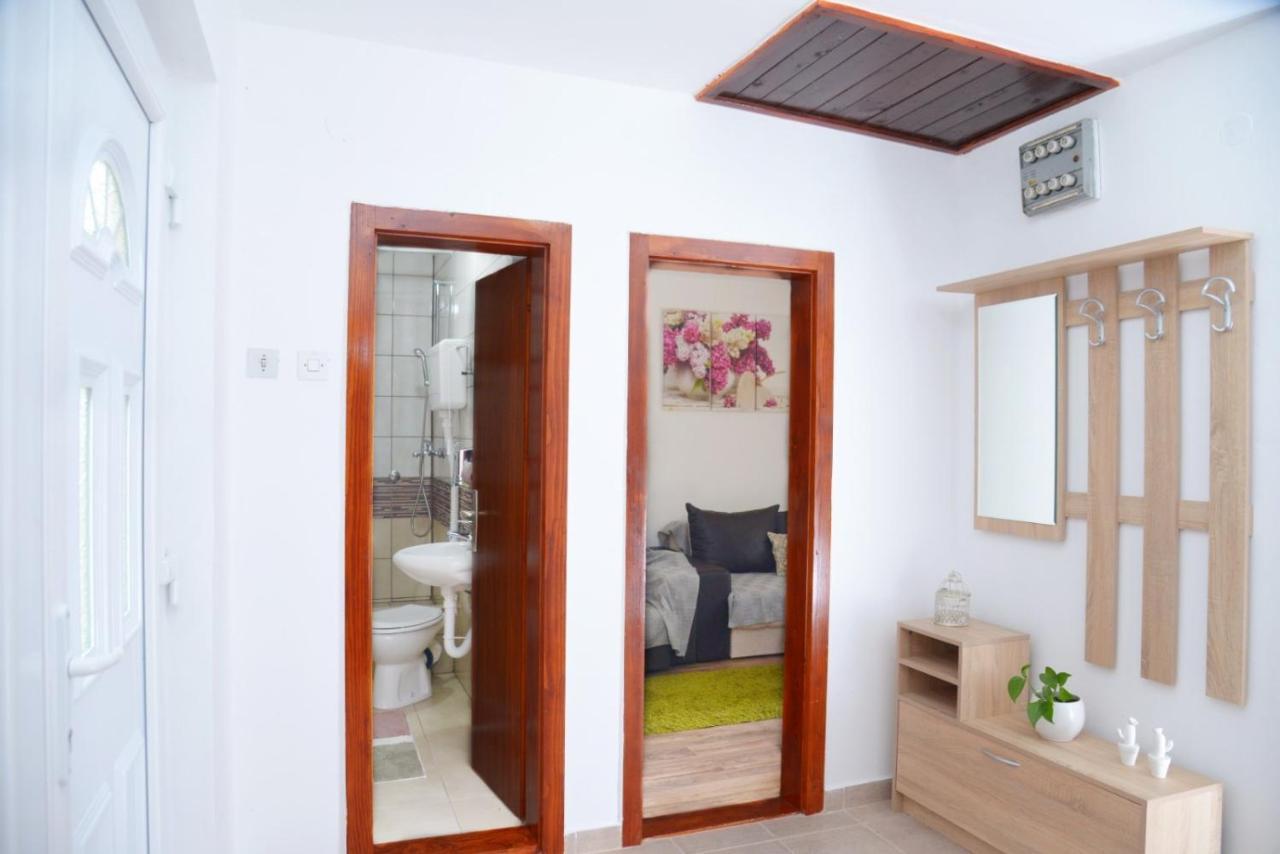 Zoja Apartment Връдник Екстериор снимка